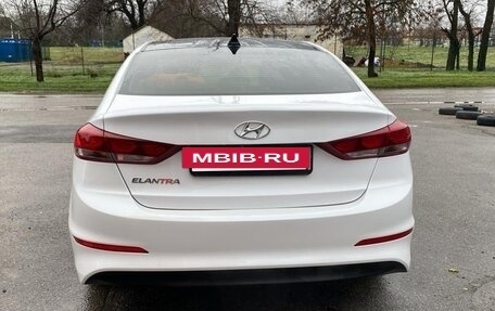 Hyundai Elantra VI рестайлинг, 2017 год, 1 440 000 рублей, 4 фотография