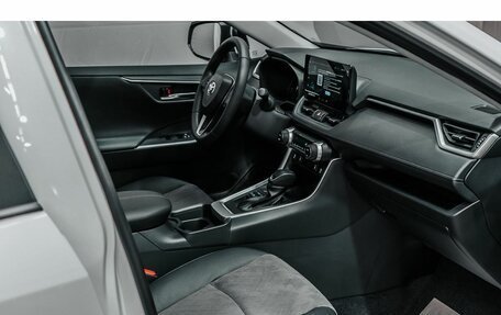 Toyota RAV4, 2025 год, 4 850 000 рублей, 16 фотография