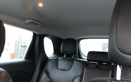 Jeep Cherokee, 2019 год, 3 000 000 рублей, 12 фотография