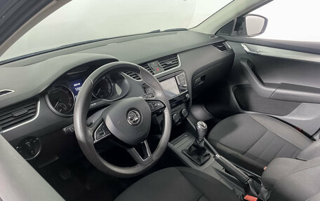 Skoda Octavia, 2019 год, 1 526 000 рублей, 19 фотография