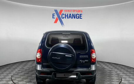 Chevrolet Niva I рестайлинг, 2015 год, 709 000 рублей, 5 фотография