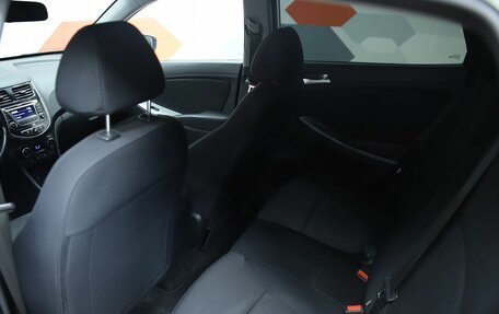 Hyundai Solaris II рестайлинг, 2015 год, 930 000 рублей, 11 фотография