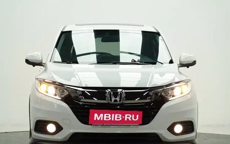 Honda Vezel, 2022 год, 1 500 000 рублей, 2 фотография