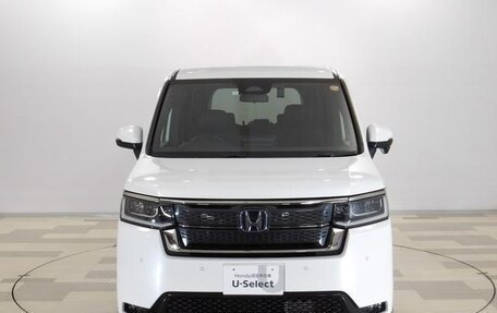 Honda Stepwgn, 2022 год, 2 486 911 рублей, 2 фотография