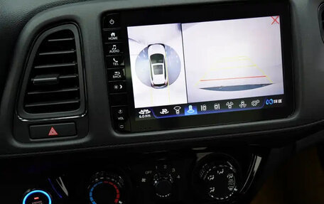 Honda Vezel, 2022 год, 1 500 000 рублей, 14 фотография