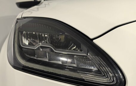 Jaguar E-Pace, 2018 год, 3 199 900 рублей, 8 фотография