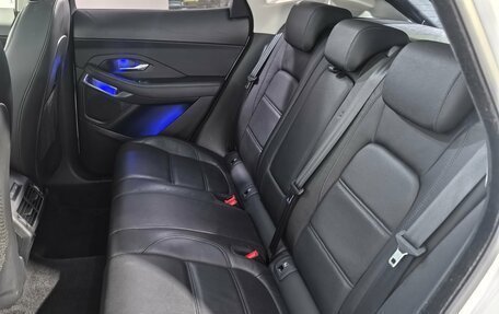 Jaguar E-Pace, 2018 год, 3 199 900 рублей, 14 фотография