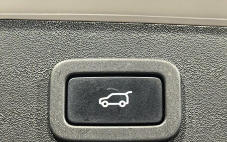 Jaguar E-Pace, 2018 год, 3 199 900 рублей, 30 фотография