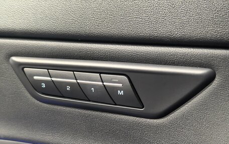 Jaguar E-Pace, 2018 год, 3 199 900 рублей, 28 фотография