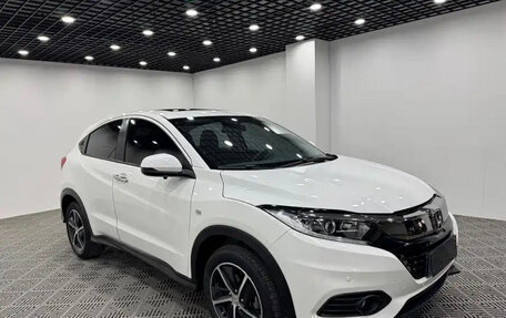Honda Vezel, 2022 год, 1 530 000 рублей, 1 фотография