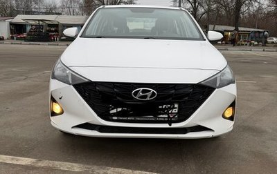 Hyundai Solaris II рестайлинг, 2022 год, 1 500 000 рублей, 1 фотография