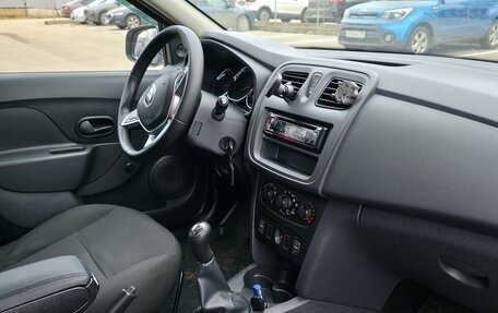 Renault Sandero II рестайлинг, 2018 год, 800 000 рублей, 9 фотография