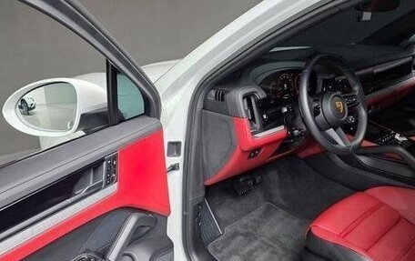 Porsche Cayenne III, 2024 год, 15 750 000 рублей, 13 фотография