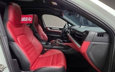 Porsche Cayenne III, 2024 год, 15 750 000 рублей, 10 фотография