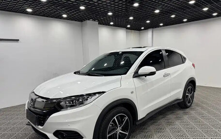 Honda Vezel, 2022 год, 1 530 000 рублей, 3 фотография