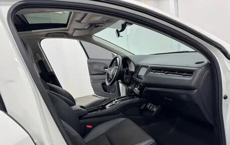 Honda Vezel, 2022 год, 1 530 000 рублей, 4 фотография