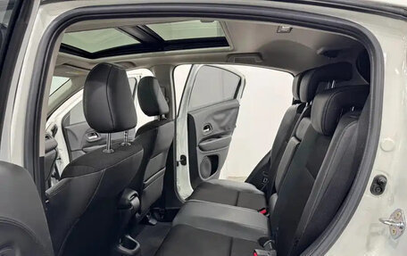 Honda Vezel, 2022 год, 1 530 000 рублей, 6 фотография