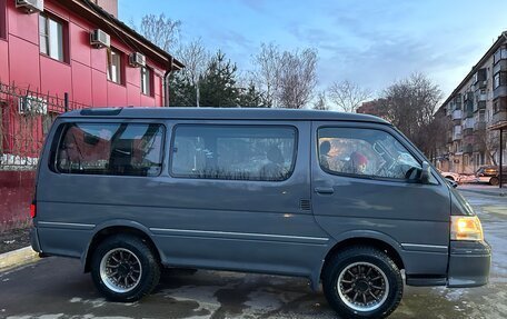 Toyota HiAce H100, 2001 год, 849 000 рублей, 4 фотография