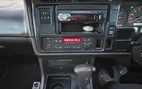 Toyota HiAce H100, 2001 год, 849 000 рублей, 12 фотография