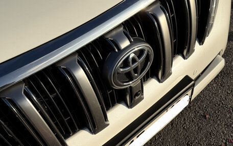 Toyota Land Cruiser Prado 150 рестайлинг 2, 2015 год, 4 050 000 рублей, 15 фотография