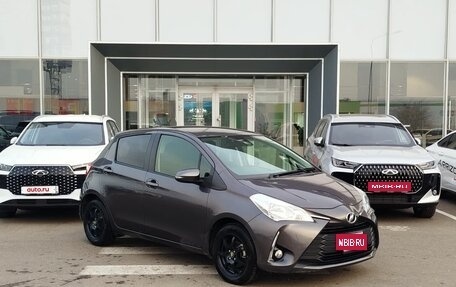 Toyota Vitz, 2018 год, 990 000 рублей, 3 фотография