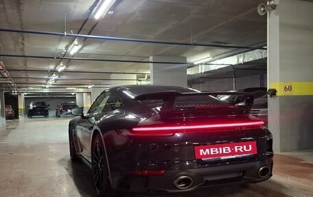 Porsche 911, 2024 год, 30 000 000 рублей, 16 фотография