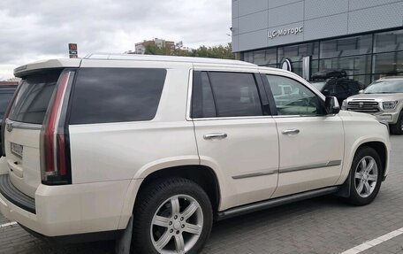 Cadillac Escalade IV, 2015 год, 4 199 000 рублей, 2 фотография