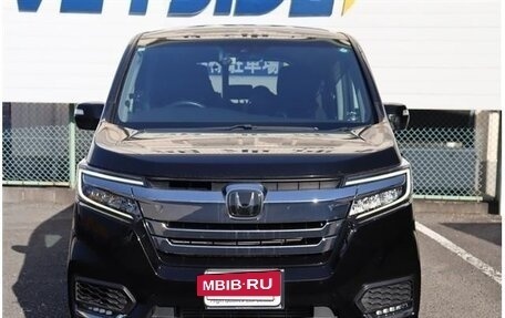 Honda Stepwgn IV, 2021 год, 1 870 855 рублей, 2 фотография