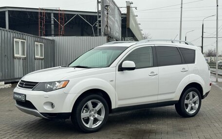 Mitsubishi Outlander III рестайлинг 3, 2007 год, 1 199 900 рублей, 3 фотография