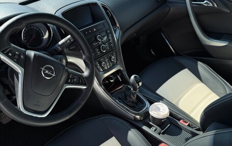 Opel Astra J, 2011 год, 580 000 рублей, 7 фотография
