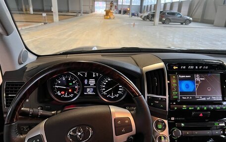 Toyota Land Cruiser 200, 2013 год, 8 000 000 рублей, 7 фотография