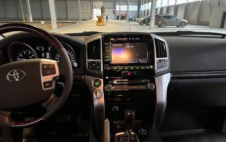 Toyota Land Cruiser 200, 2013 год, 8 000 000 рублей, 13 фотография