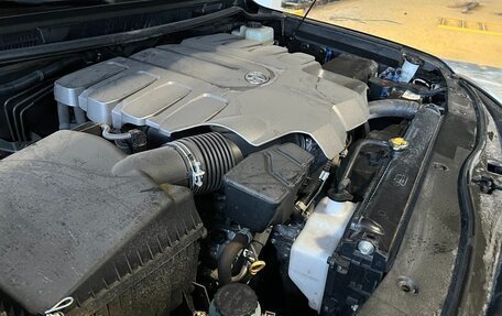 Toyota Land Cruiser 200, 2013 год, 8 000 000 рублей, 16 фотография