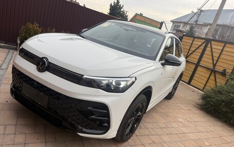 Volkswagen Tiguan, 2025 год, 4 830 000 рублей, 2 фотография