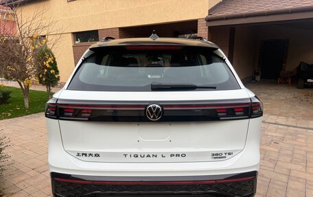 Volkswagen Tiguan, 2025 год, 4 830 000 рублей, 7 фотография