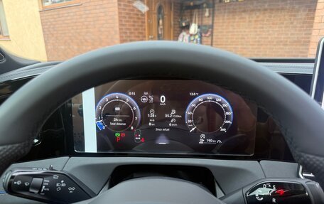 Volkswagen Tiguan, 2025 год, 4 830 000 рублей, 12 фотография