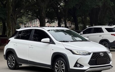 Toyota Yaris XP150 рестайлинг, 2022 год, 1 360 000 рублей, 3 фотография