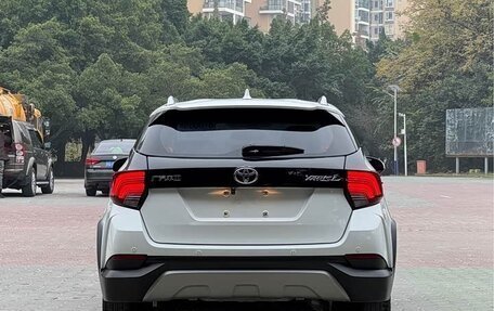 Toyota Yaris XP150 рестайлинг, 2022 год, 1 360 000 рублей, 6 фотография