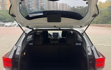 Toyota Yaris XP150 рестайлинг, 2022 год, 1 360 000 рублей, 17 фотография