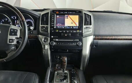 Toyota Land Cruiser 200, 2015 год, 4 993 000 рублей, 14 фотография