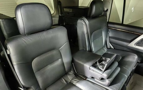 Toyota Land Cruiser 200, 2015 год, 4 993 000 рублей, 16 фотография