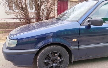 Volkswagen Passat B4, 1995 год, 300 000 рублей, 10 фотография