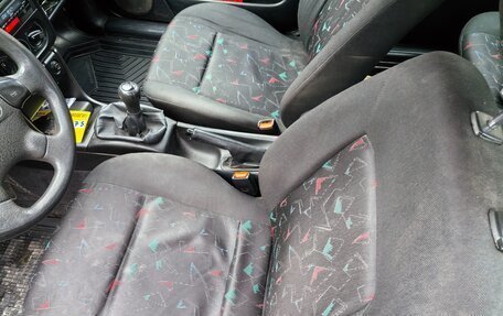 Volkswagen Passat B4, 1995 год, 300 000 рублей, 18 фотография