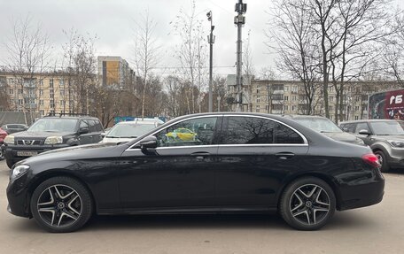 Mercedes-Benz E-Класс, 2021 год, 3 200 000 рублей, 2 фотография