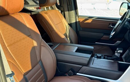 Toyota Tundra, 2023 год, 8 200 000 рублей, 13 фотография