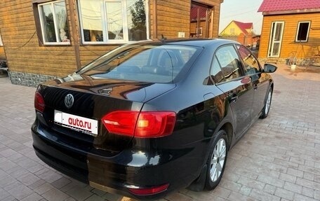 Volkswagen Jetta VI, 2011 год, 1 100 000 рублей, 3 фотография