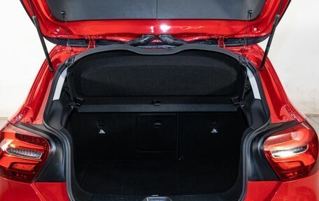 Mercedes-Benz A-Класс, 2016 год, 1 790 000 рублей, 13 фотография