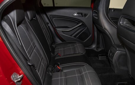 Mercedes-Benz A-Класс, 2016 год, 1 790 000 рублей, 9 фотография