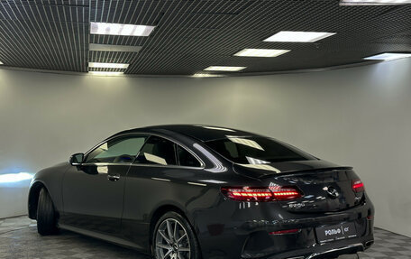 Mercedes-Benz E-Класс, 2020 год, 4 598 000 рублей, 27 фотография