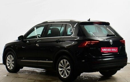 Volkswagen Tiguan II, 2017 год, 1 699 000 рублей, 3 фотография